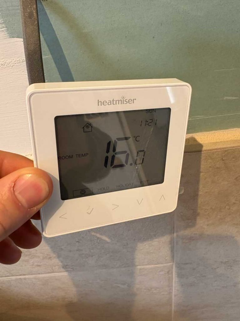 Thermostat.